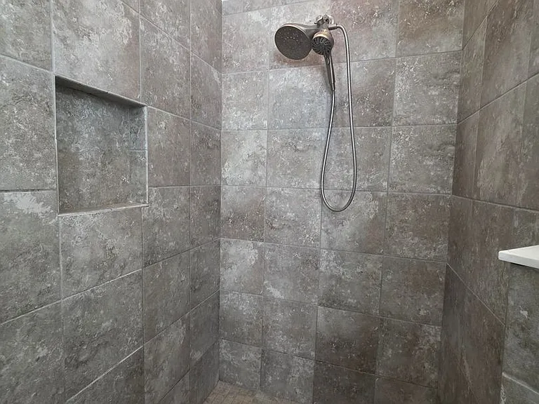 305 Drayton Ave — Photo 24