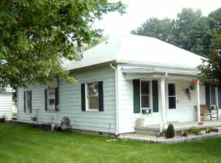127 W Mead Ave, Montrose, IL 62445