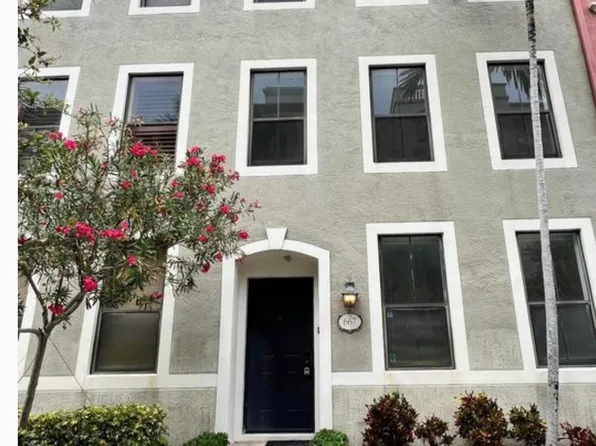 667 Hibiscus St, West Palm Beach, FL 33401