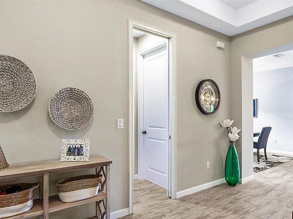 5th image of 11980 Tapestry Ln