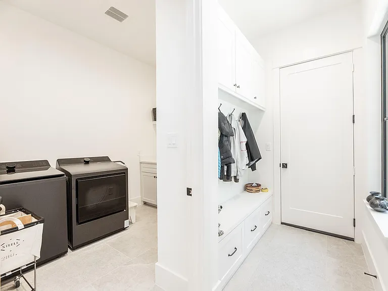 21701 Dan Dr — Photo 39