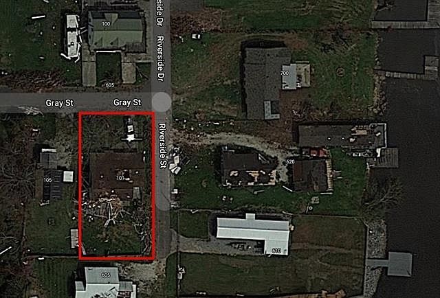 1st image of 101 Gray St