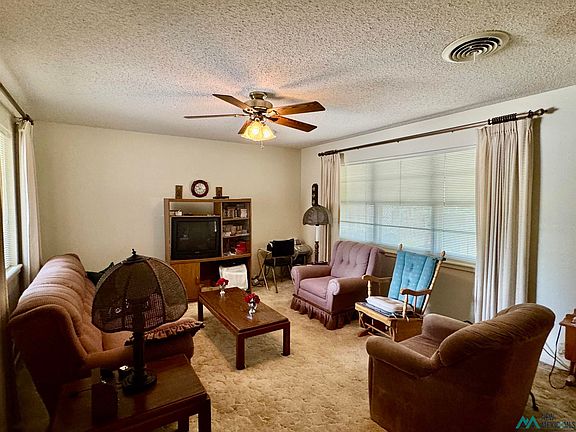 3rd image of 124 Westerfield Pl