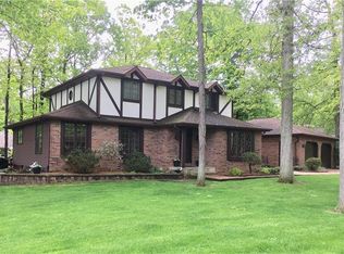 112 Scott Dr, Bryan, OH 43506