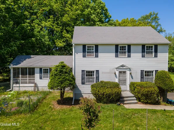 21 Nassau Street, Troy, NY 12180
