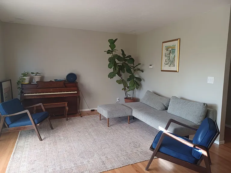 3930 Orangewood Dr — Photo 7
