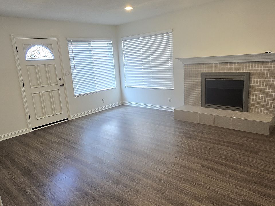 1st image of 34396 Camino El Molino