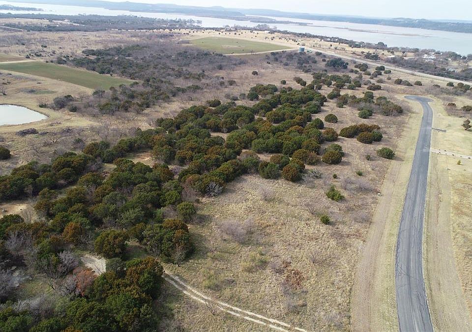 2nd image of 1133 Sparrow Ct Lot 76