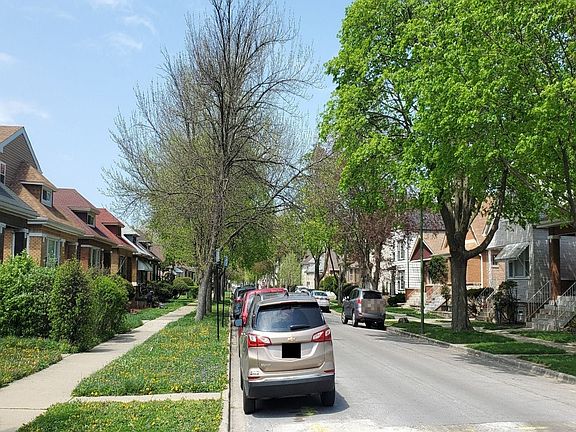 5th image of 8601 S Essex Ave