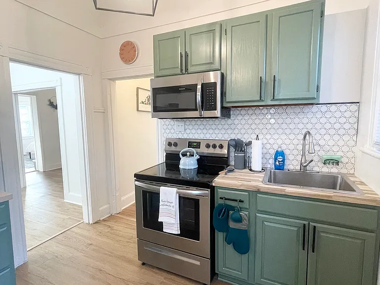 1503 Rogers St — Photo 3