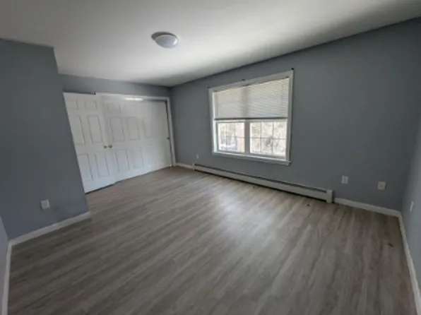 364 Stillwater Ave, 364 Stillwater Ave APT 3, Old Town, ME 04468