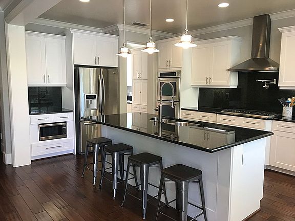 4th image of 2251 Wild Plains Cir