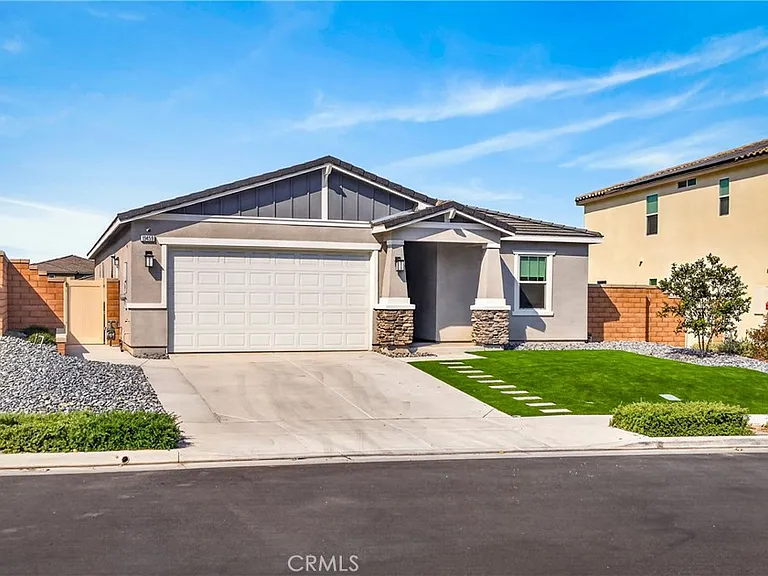 19459 Melogold Cir — Photo 1