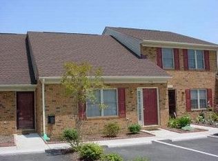 7752 The Points Pl #703, Gloucester Point, VA 23062