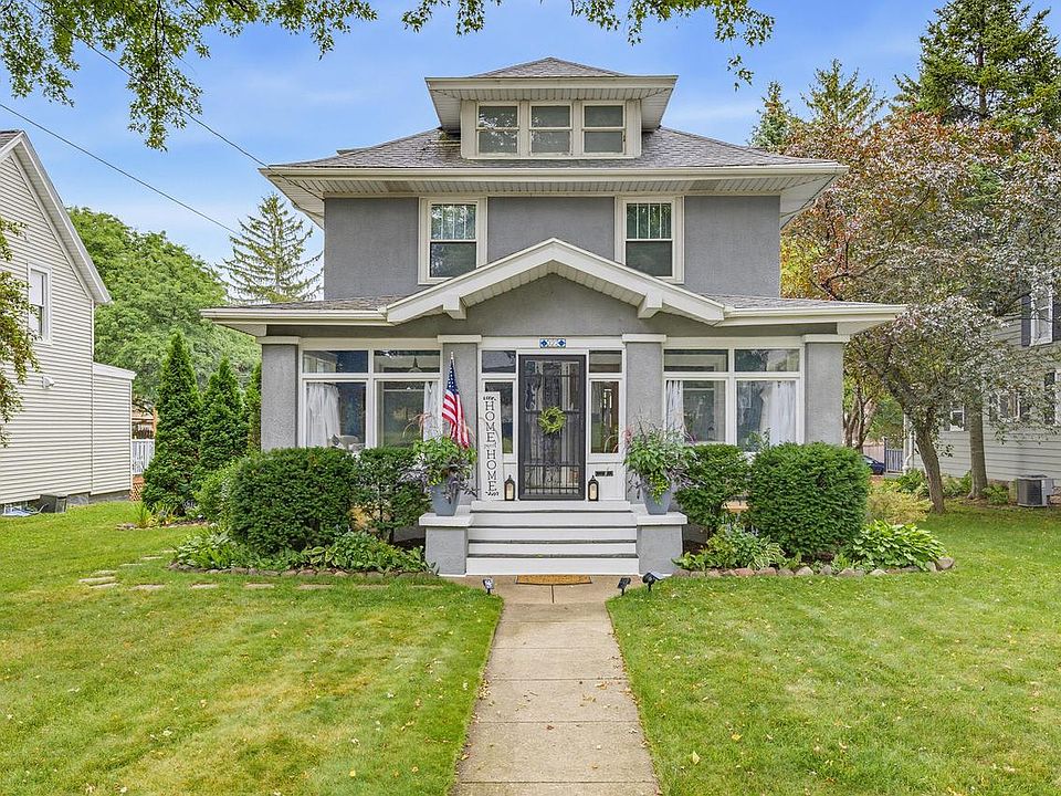 1st image of 322 Grand AVENUE