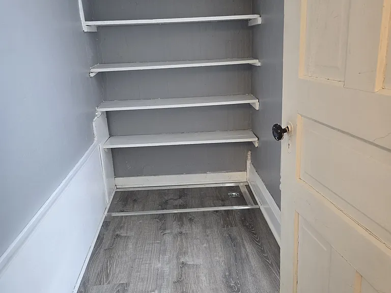 319 S Shelby St #1B — Photo 10
