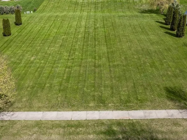 1113 20th St, Baraboo, WI 53913