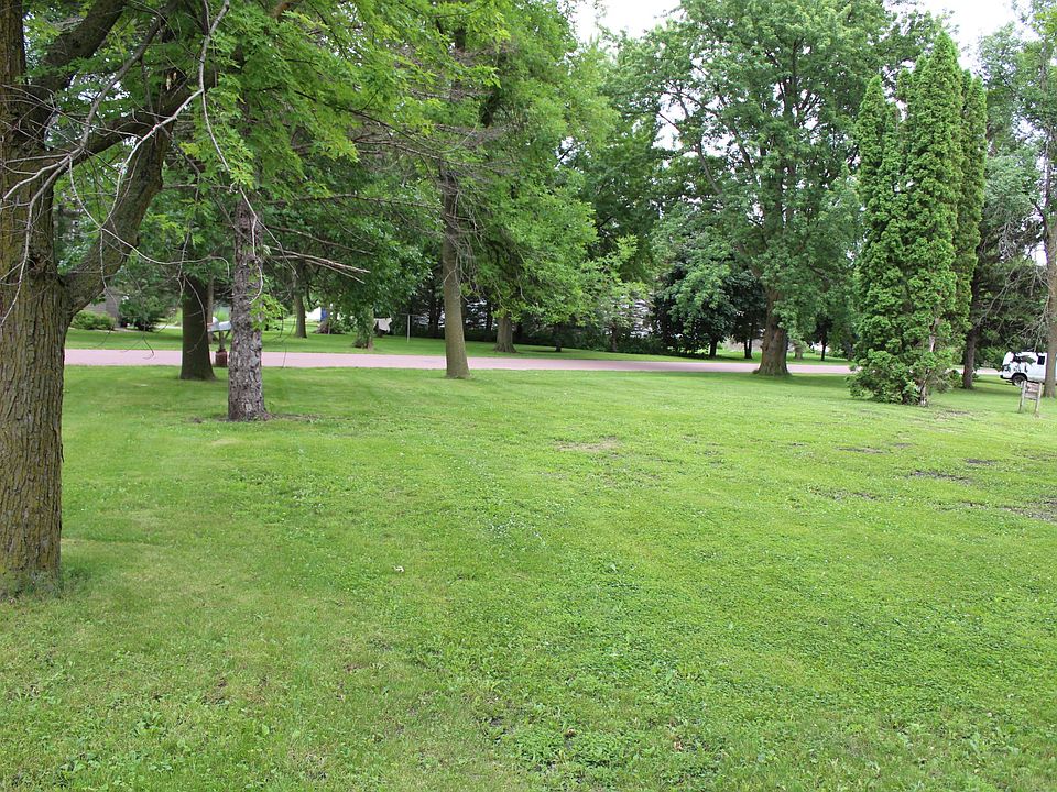 1st image of 102 16th St