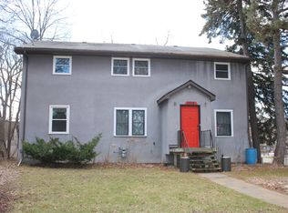2218 Doswell Ave, Saint Paul, MN 55108