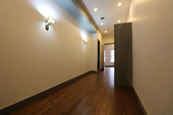 Rented by Nooklyn NYC LLC | media 107