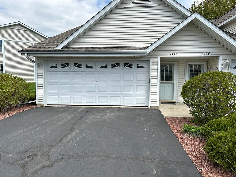 1434 Watercress Cir — Photo 2