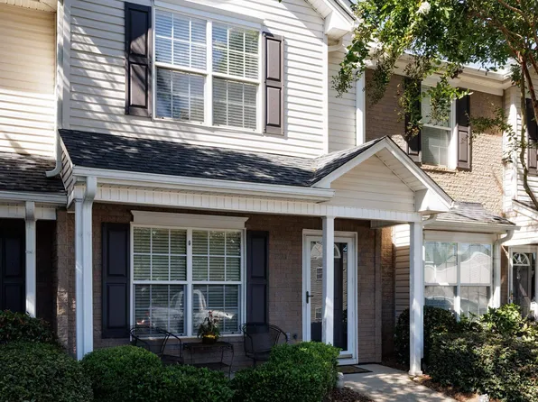 525 Waterbrook Dr, Greenville, SC 29607