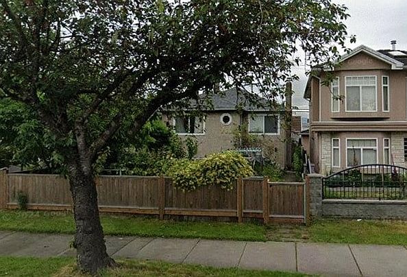 1st image of 1661 E 49th Ave