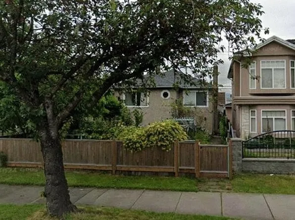 1661 E 49th Ave, Vancouver, BC V5P 1S8