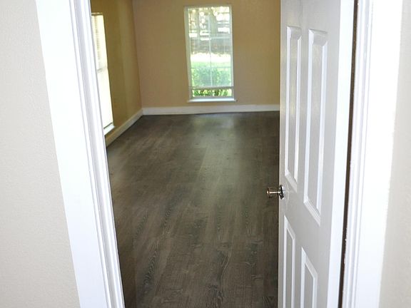 2nd image of 1501 Ferris Ave