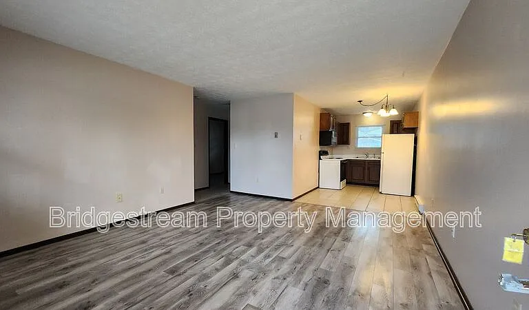 51 Candlewood Ct — Photo 2
