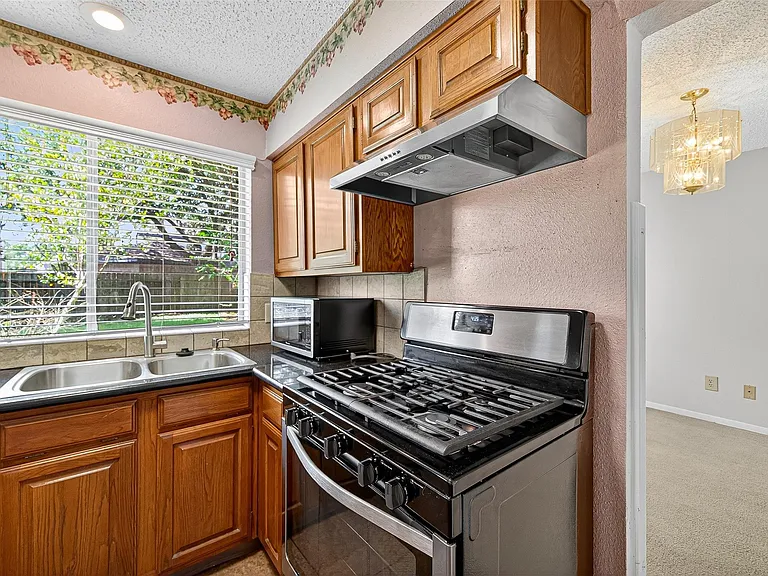 4514 Treasure Trl — Photo 25