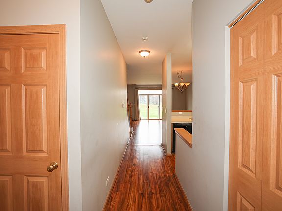 2nd image of 808 Genesee Dr #808