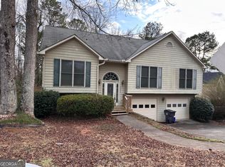 535 Clearwater Pl, Lawrenceville, GA 30044