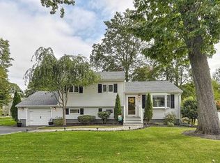 9 Maple Ave, Montvale, NJ 07645