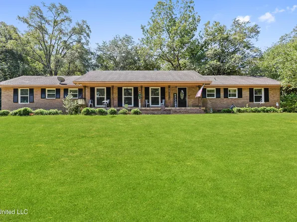 429 Lumpkin St, Lucedale, MS 39452