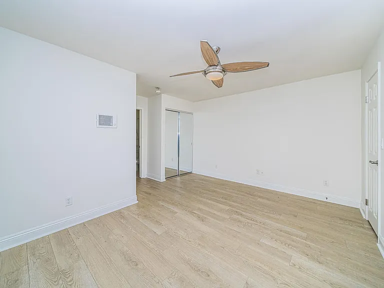 506 Canyon Dr #2 — Photo 16