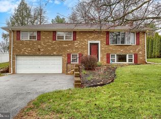 2589 Audlyn Dr, York, PA 17408