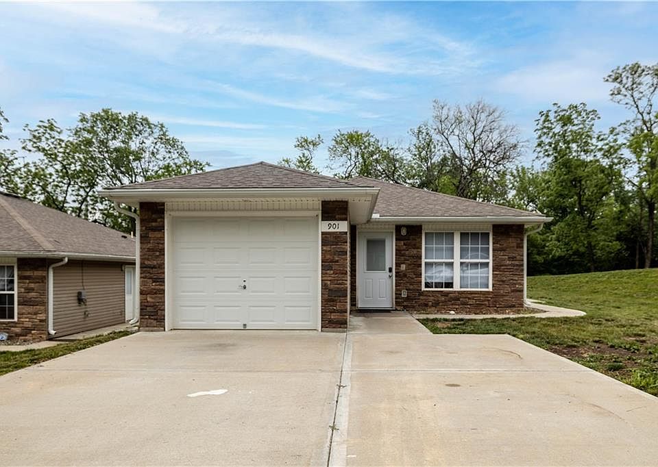 901 W Market St, Warrensburg, MO 64093 Zillow