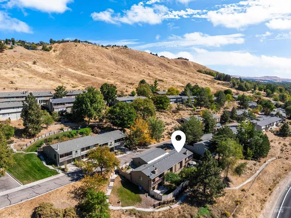 4933 N Wildrye Dr, Boise, ID 83703