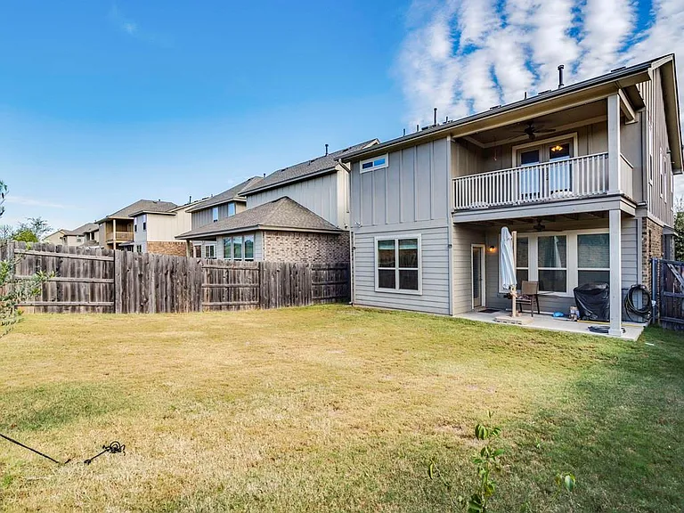 9500 Hunter Ln — Photo 23
