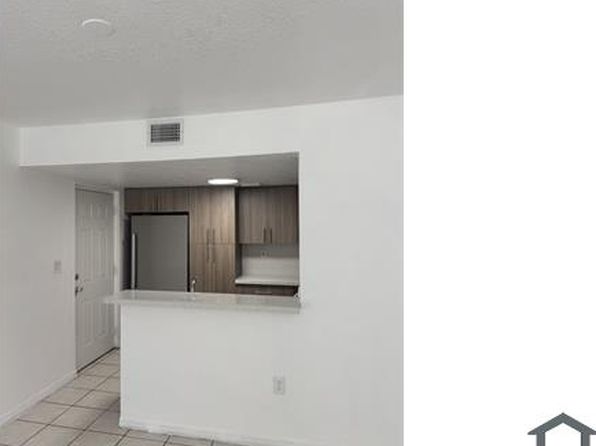 950 NW 15th St #5