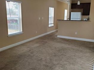 12051 Highland Ave #B, Gulfport, MS 39503