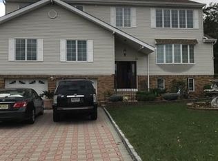 37 Renaissance Dr, Clifton, NJ 07013