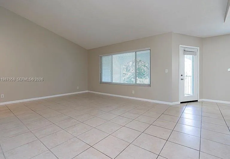 815 W Boynton Beach Blvd #10-205 — Photo 13
