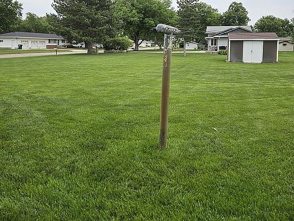 4th image of 3271 50th Ave