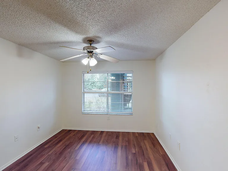 Lakewood Place — Photo 128