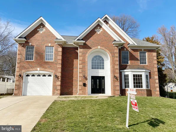 7213 Giles Pl, Springfield, VA 22150