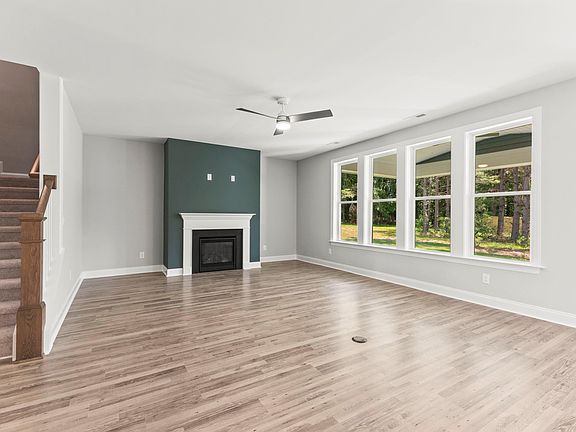 7th image of this home