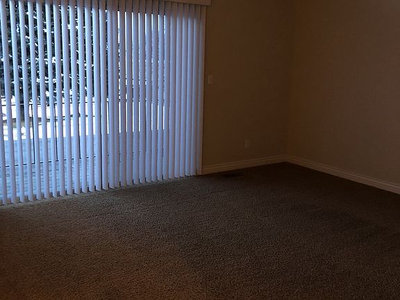 3rd image of 4687 S Naniloa Dr