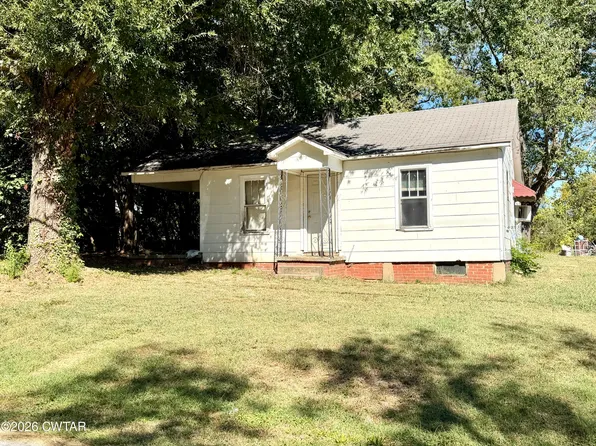99 Holmes St, Trezevant, TN 38258